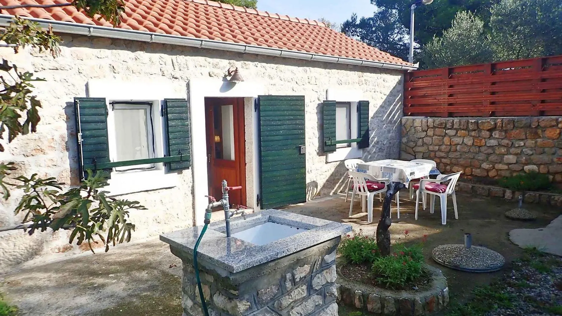 Holiday Home In Starigrad-Paklenica 40978